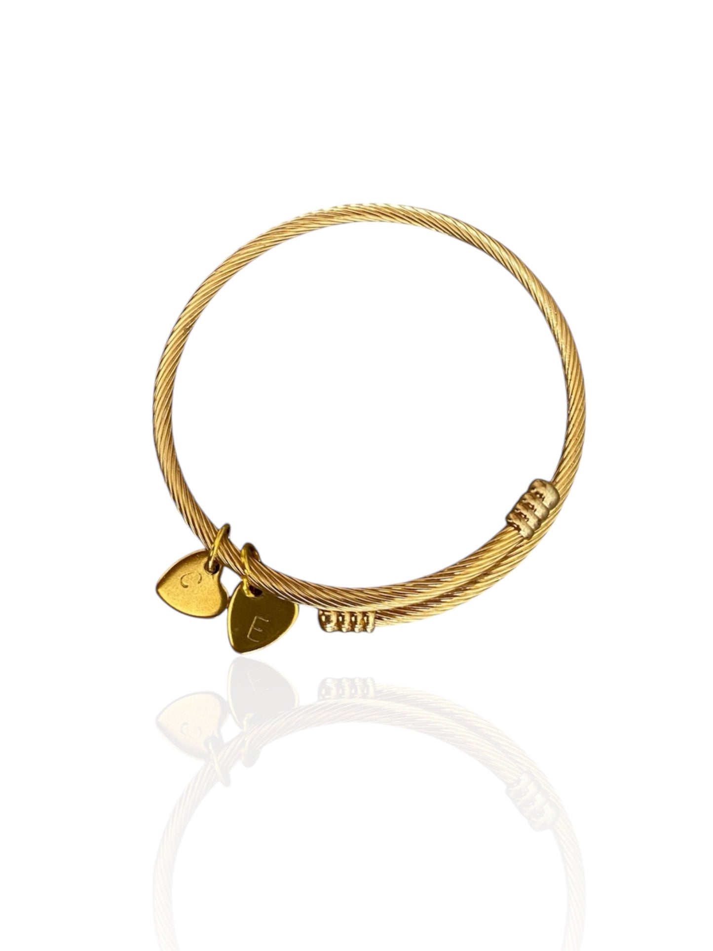 Brazalete con inicial